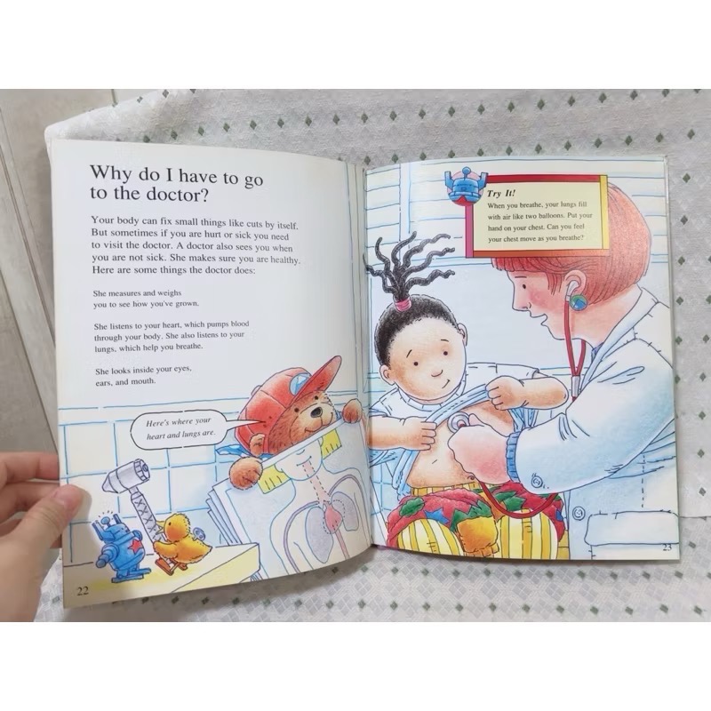 A51 二手英文繪本童書 What Is a Bellybutton ?-細節圖4