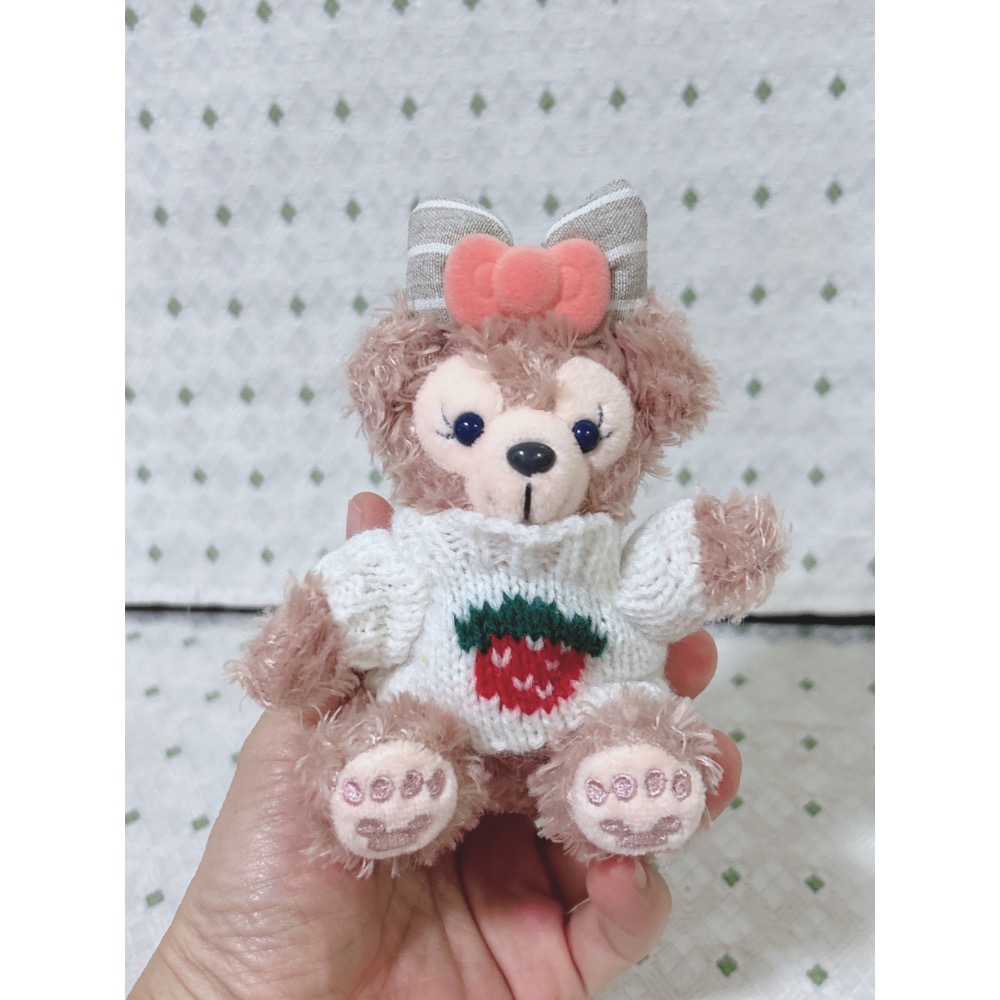 迪士尼雪莉玫 吊飾 掛件 毛衣款-細節圖2