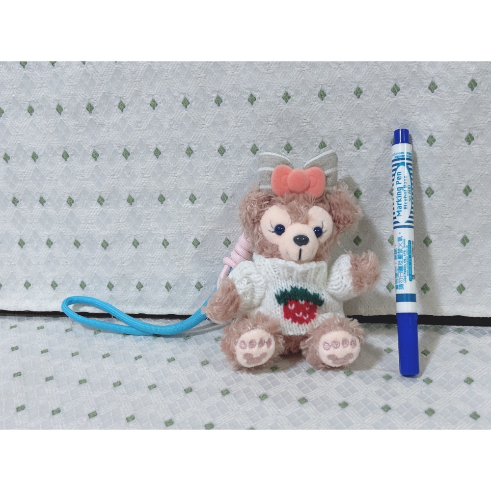 迪士尼雪莉玫 吊飾 掛件 毛衣款-細節圖4