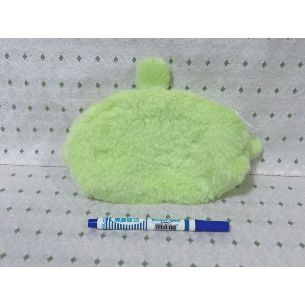 B62 草莓熊+三眼仔 化妝包 筆袋-細節圖3
