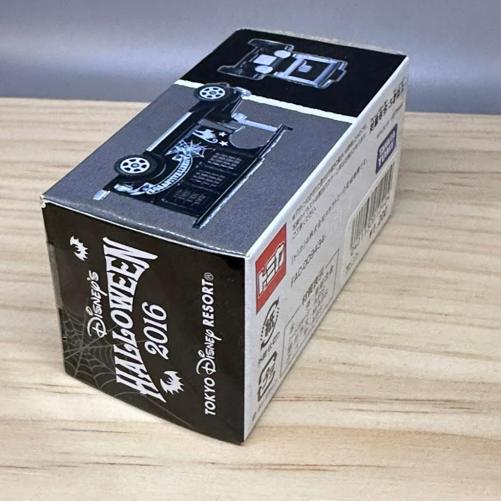 全新 日本 迪士尼樂園 2016 萬聖節 米奇 吸血鬼米奇 黑白 老爺車 《日本玩具屋》-細節圖4