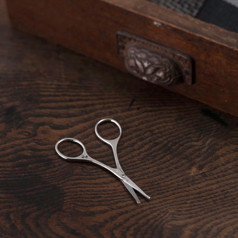 日本製 KAI 貝印 關孫六 不銹鋼 安全 薄刃 鼻毛剪-細節圖3