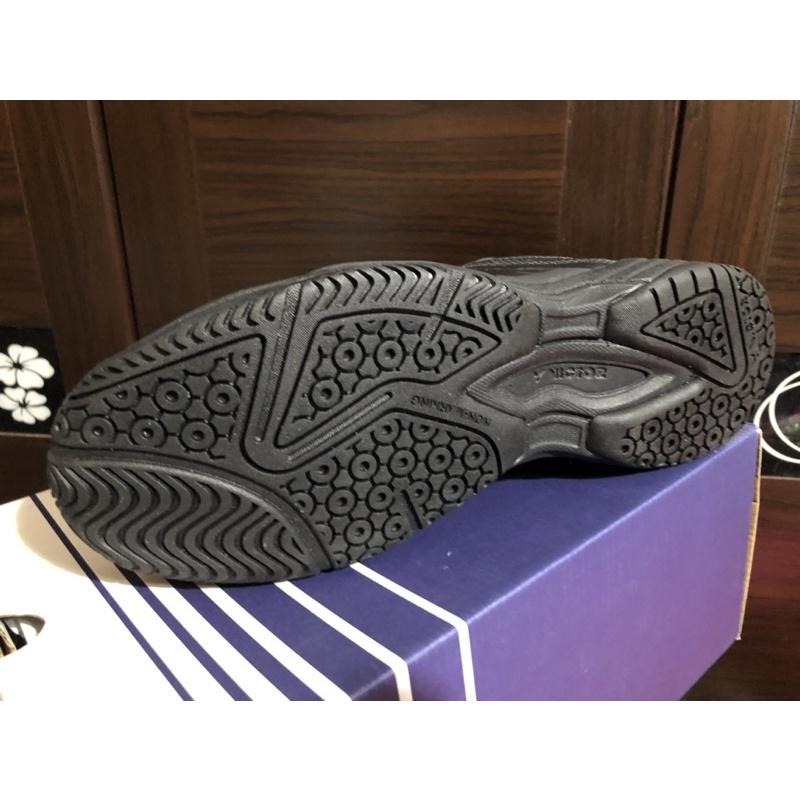 22 23（羽球世家) 勝利 寬楦 羽球鞋 A102 C 黑 輕量化 VICTOR 羽球鞋 102 經典款-細節圖3