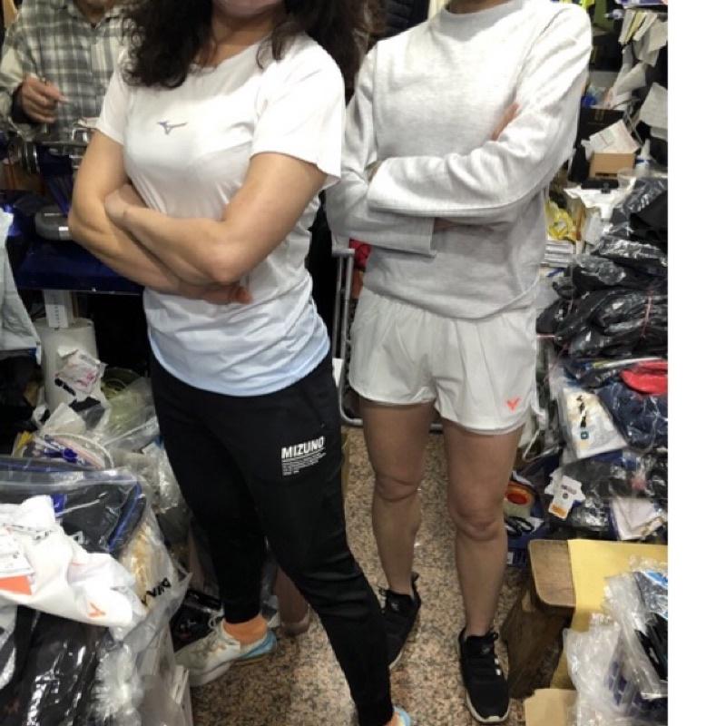 2XS M L（羽球世家）勝利 VICTOR 韓國外銷女款 羽球專業短褲 透氣排汗褲 白色 R-VT6056-細節圖4