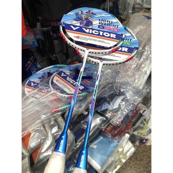 (羽球世家）勝利極輕 6U羽球拍 突擊TK-HMR L 輕如鴻毛 Victor 超輕球拍 含穿線 HMR L-細節圖5