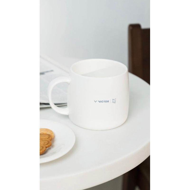 (羽球世家) 勝利 VICTOR  ACME聯名 棒球帽 VC-ACME 運動頭帶 馬克杯 帆布袋-細節圖4