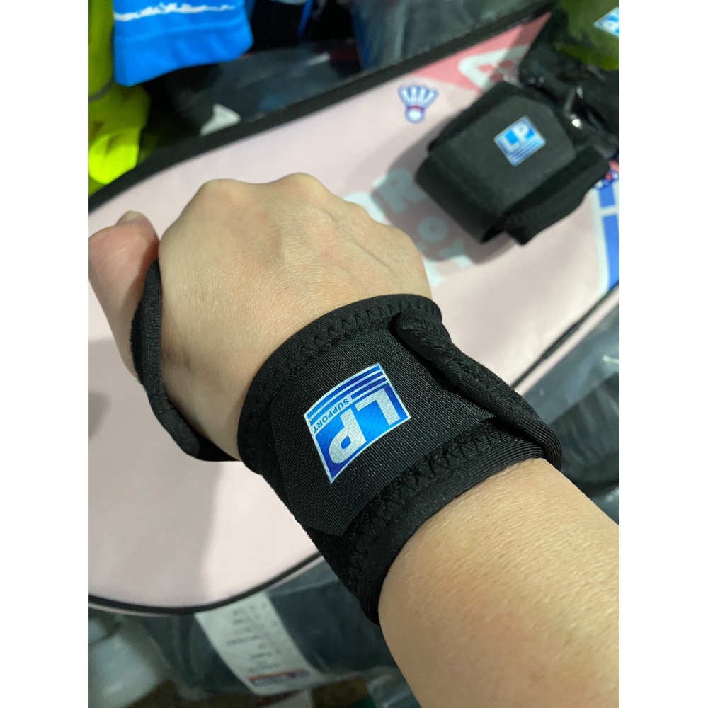 （羽球世家）LP 739 單片纏繞式護腕 羽毛籃網足球運動護腕 手部腕部運動護具-細節圖3
