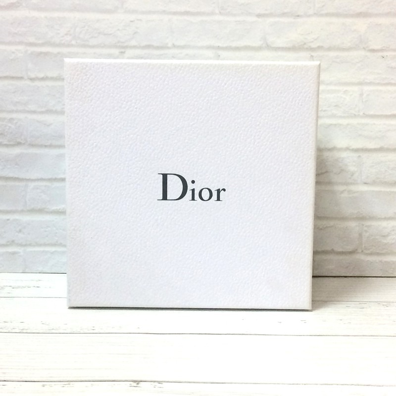 Dior21.5*21.5*10CM