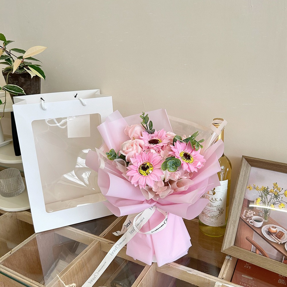 【台灣24H寄出】手工香皂花花束-向日葵玫瑰花贈氣氛小燈串及卡片(情人節 母親節 教師節 畢業)-規格圖2