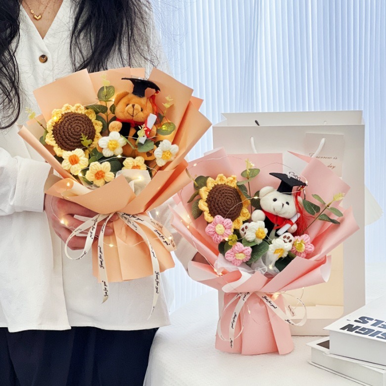 【台灣24H寄出】針織花束 畢業熊花束 小熊花束 向日葵 太陽花(畢業 教師節禮物)-細節圖4