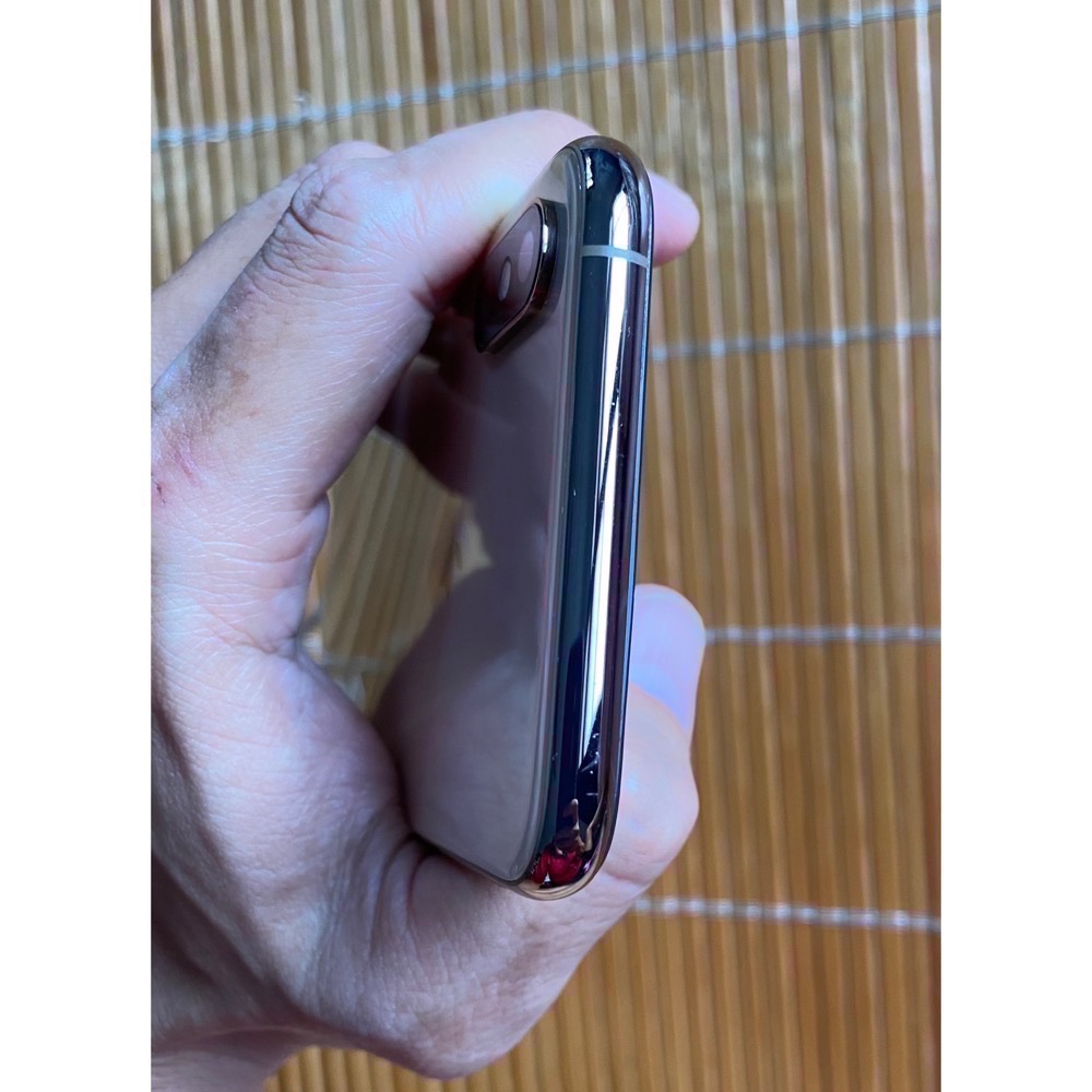 iphone xs 64g 原廠螢幕，功能正常全機無維修，剛換過附廠電池，健康度100%