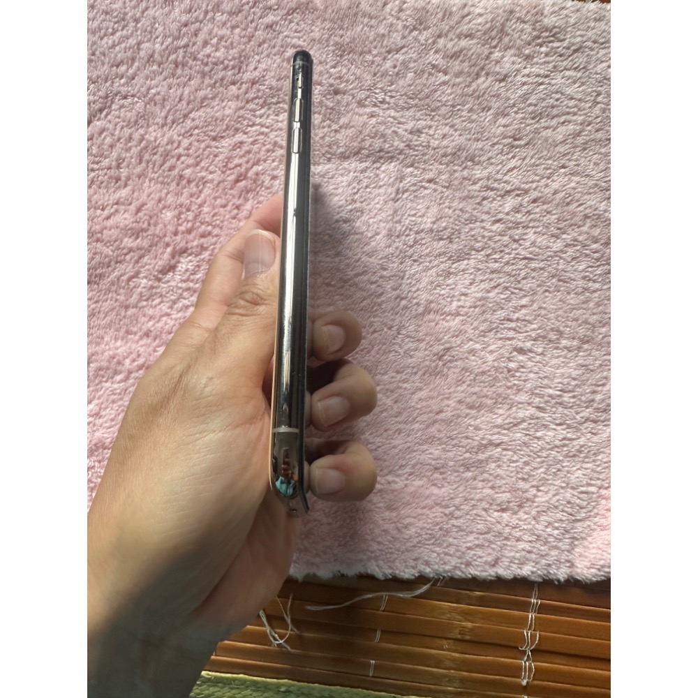 iPhone 11 pro max 256g 100% 全新電池有健康度，全機正常無維修-細節圖8