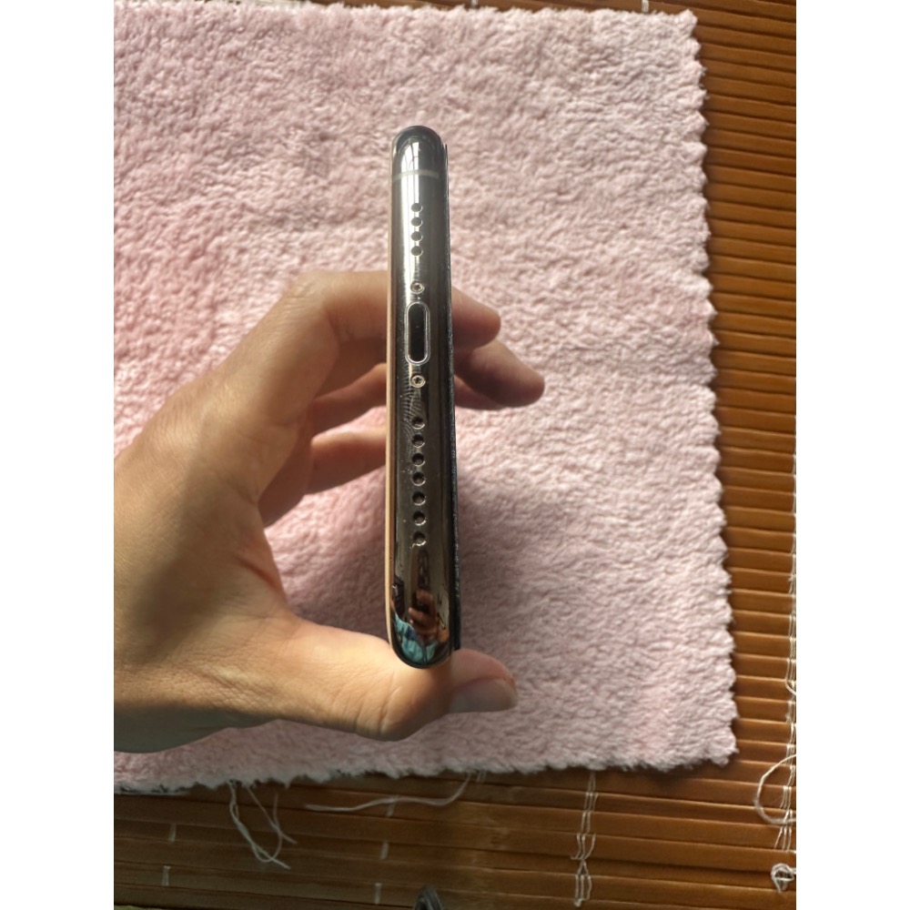 iPhone 11 pro max 256g 100% 全新電池有健康度，全機正常無維修-細節圖9