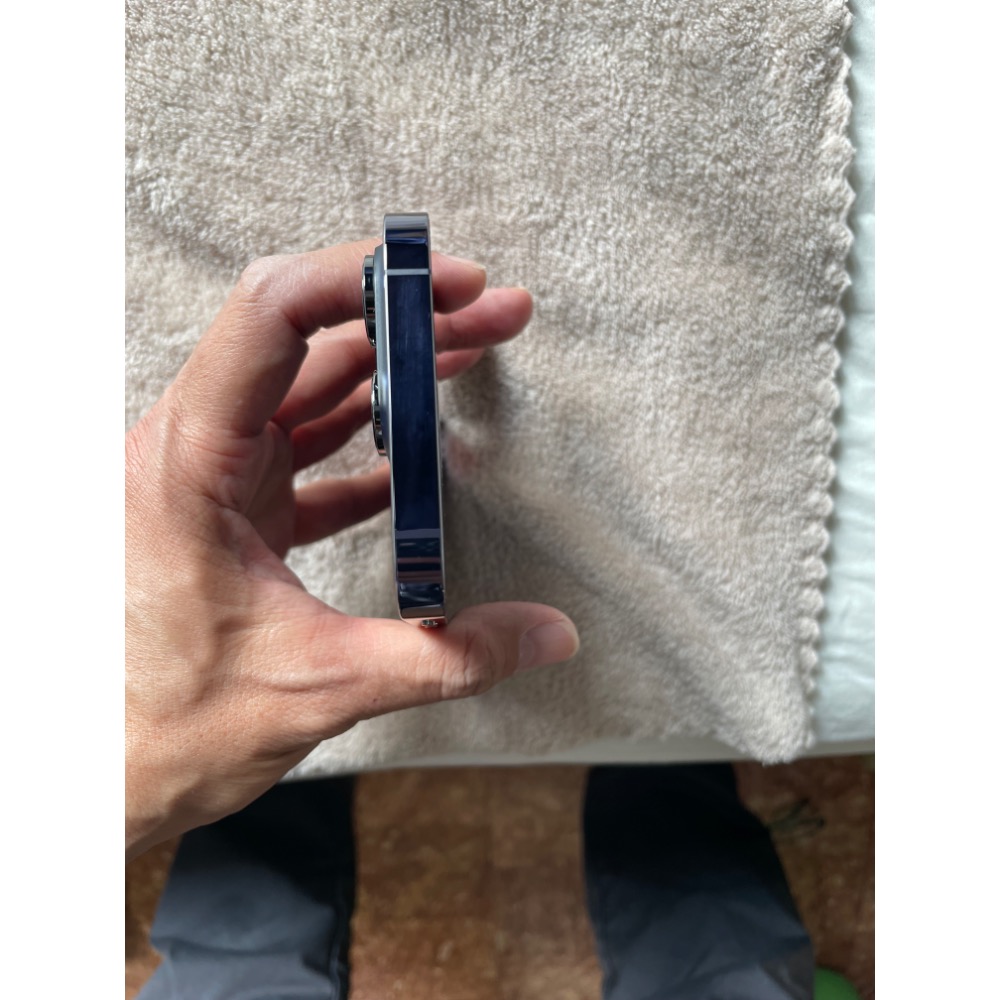 iPhone 14pro 256g 深紫，電池73%全原無維修，玻璃無傷，外觀佳，有盒-細節圖3