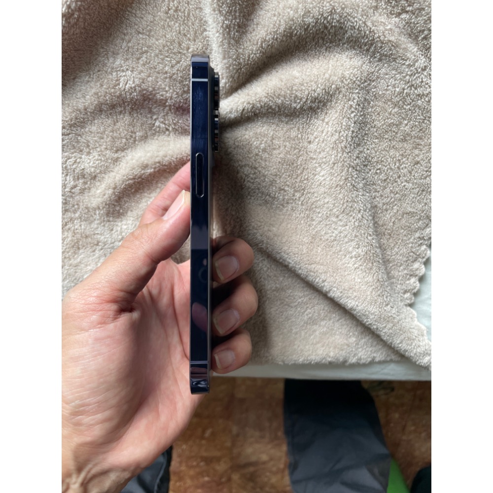 iPhone 14pro 256g 深紫，電池73%全原無維修，玻璃無傷，外觀佳，有盒-細節圖5