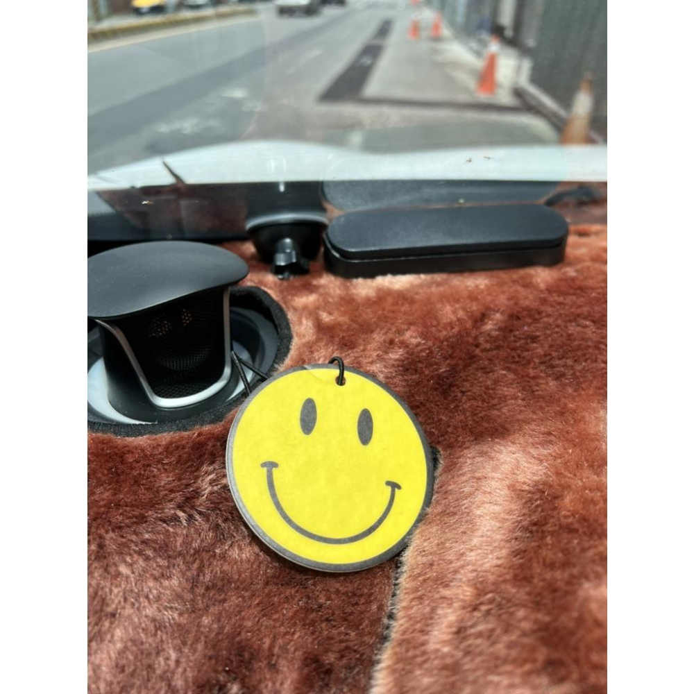 台灣現貨 療癒微笑車用芳香片 車用芳香片 芳香片 香水吊卡 療癒微笑 汽車香氛片 香氛片 汽車香片 廁所芳香 香氛吊卡-細節圖5