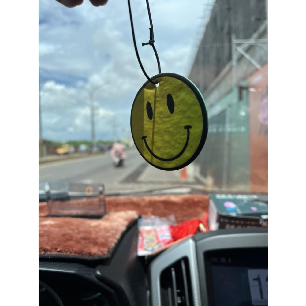 台灣現貨 療癒微笑車用芳香片 車用芳香片 芳香片 香水吊卡 療癒微笑 汽車香氛片 香氛片 汽車香片 廁所芳香 香氛吊卡-細節圖7
