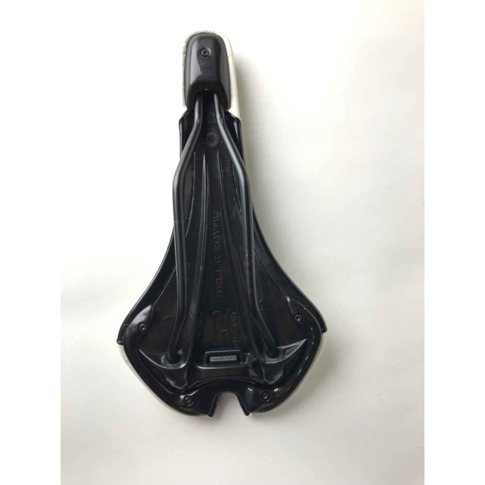 Selle Royal SR 700超舒適自行車座墊／坐墊（經典黑底白線條/人體工學減壓/公路車升級用超級座墊)-細節圖3