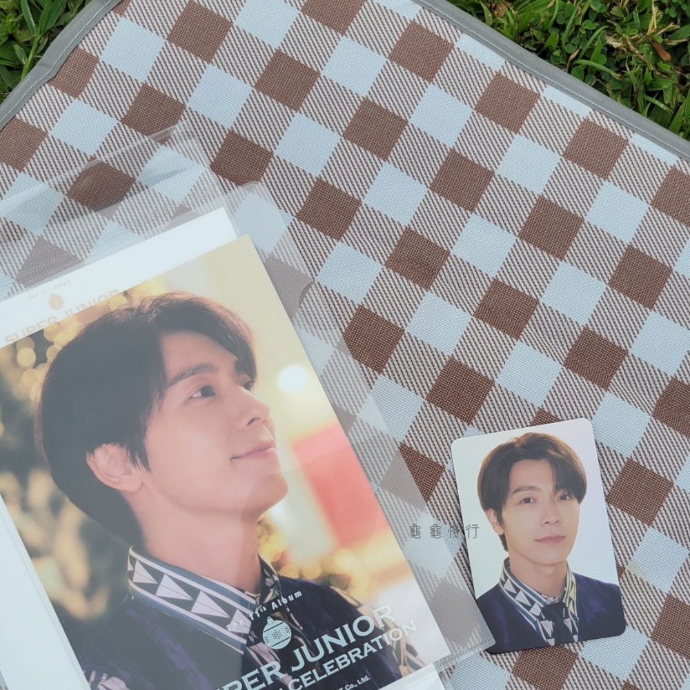 🐢SUPER JUNIOR The Road : Celebration 官方周邊-明信片全息小卡🐢-細節圖2