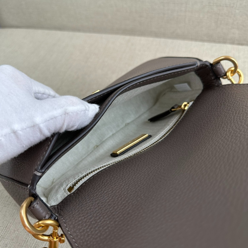 Tory Burch/湯麗柏琦 TB女包 真皮 荔枝紋  腋下包 Britten法棍包 時尚單肩包-細節圖9