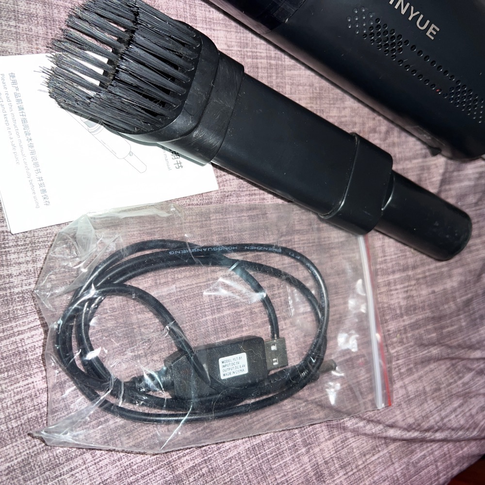 「僅使用一到二次，出清價」無線手持吸塵器 無線吸塵器 車用吸塵器  家用吸塵器 居家吸塵 汽車吸塵器 手持吸塵器-細節圖3