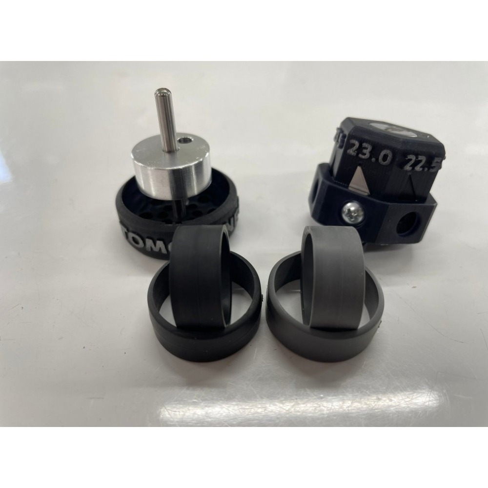 SDS桃園店➠ 日本 TOMOZONE 四驅車 切胎器、胎皮切割器、切胎皮，附替換刀片(15片)、專用潤滑油(1瓶)-細節圖5