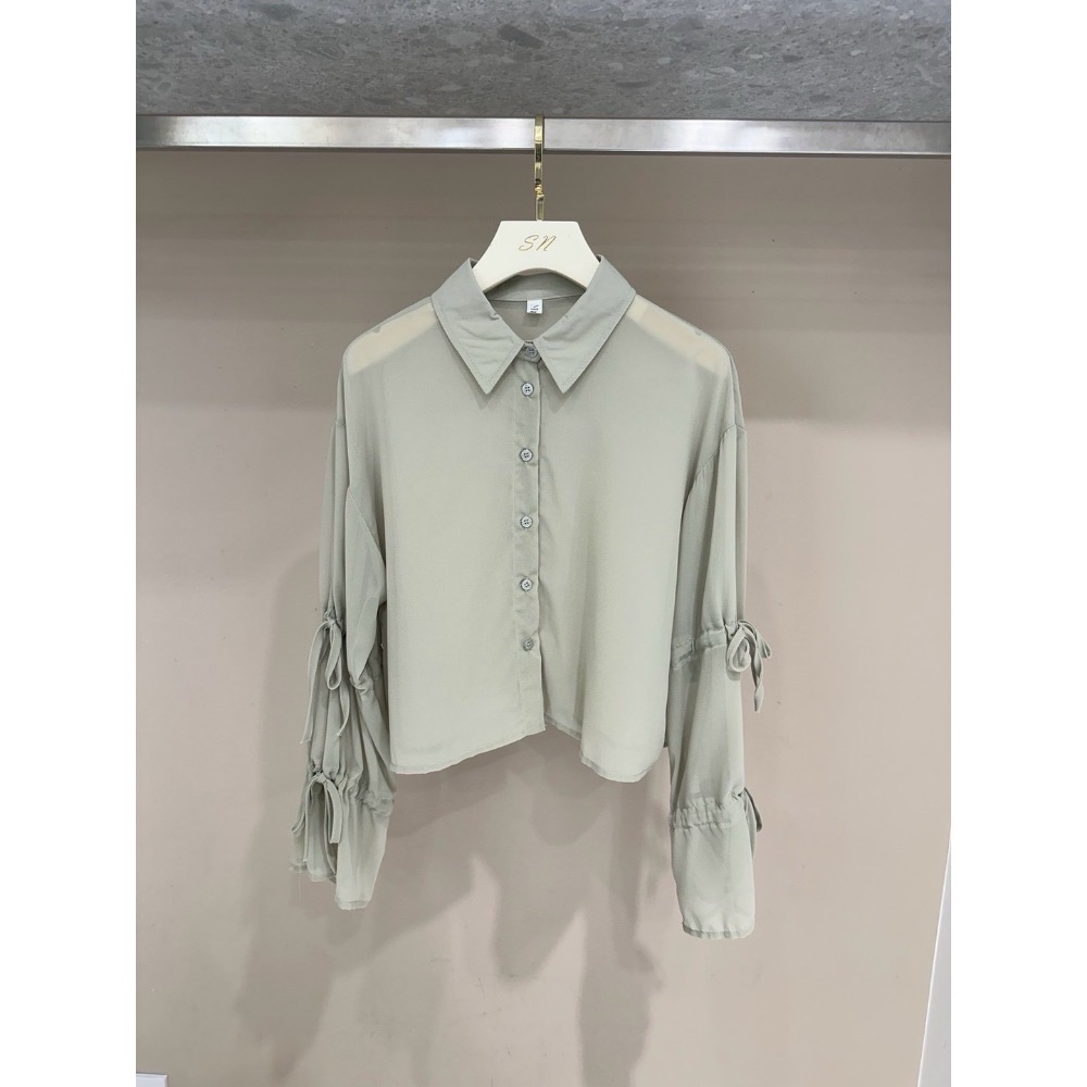 抽繩喇叭袖透膚短版襯衫-規格圖2