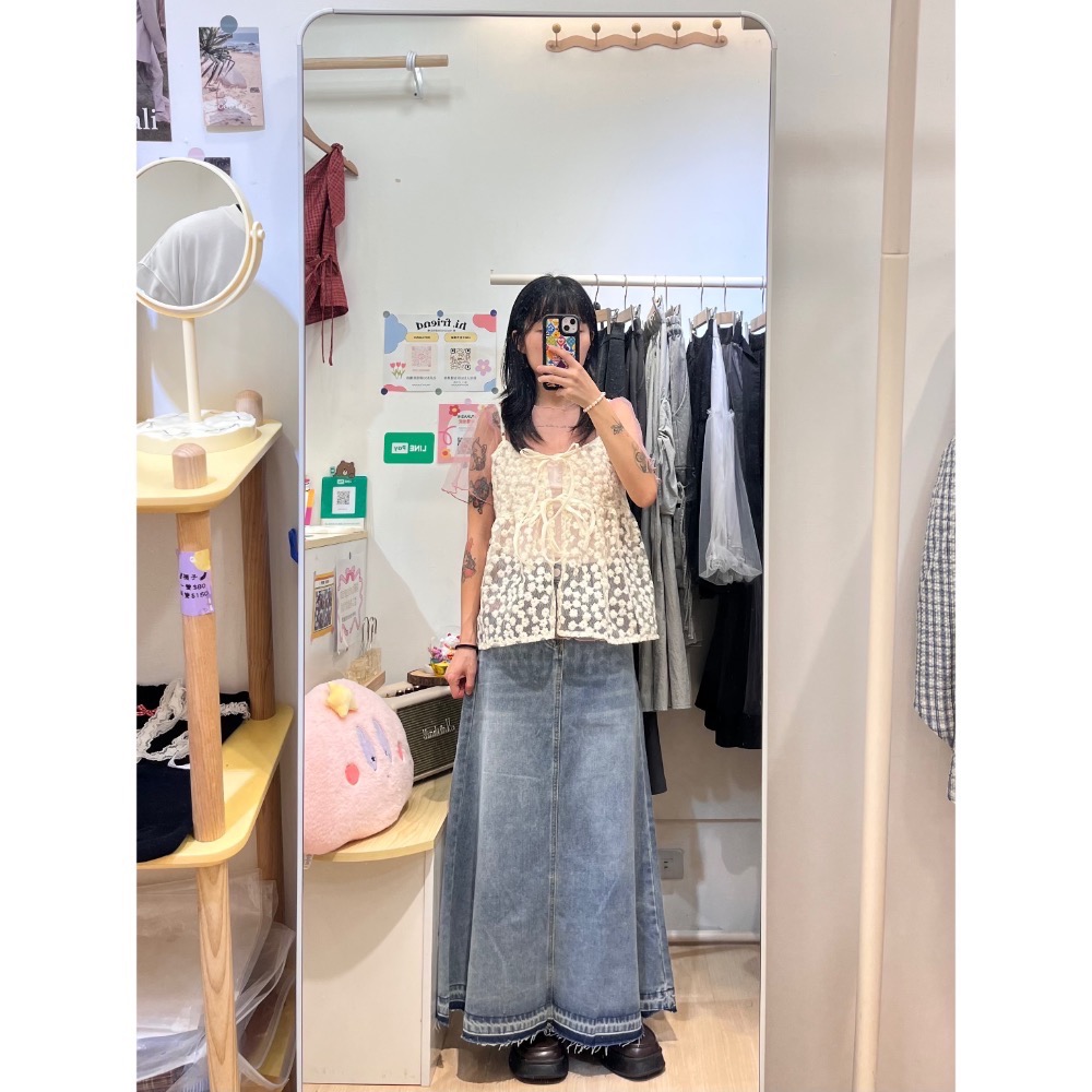 刺繡小花雙綁帶背心-細節圖7