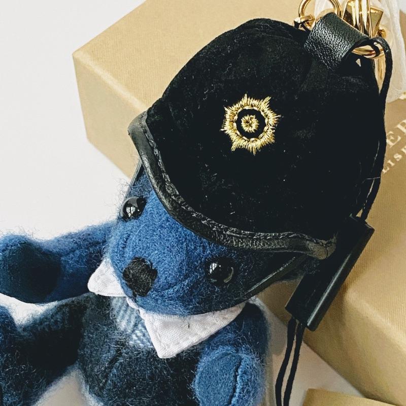 全新真品🇬🇧Burberry英倫警察熊吊飾｜藍喀什米爾｜鑰匙圈包掛飾Bobby Thomas Police Bear-細節圖6