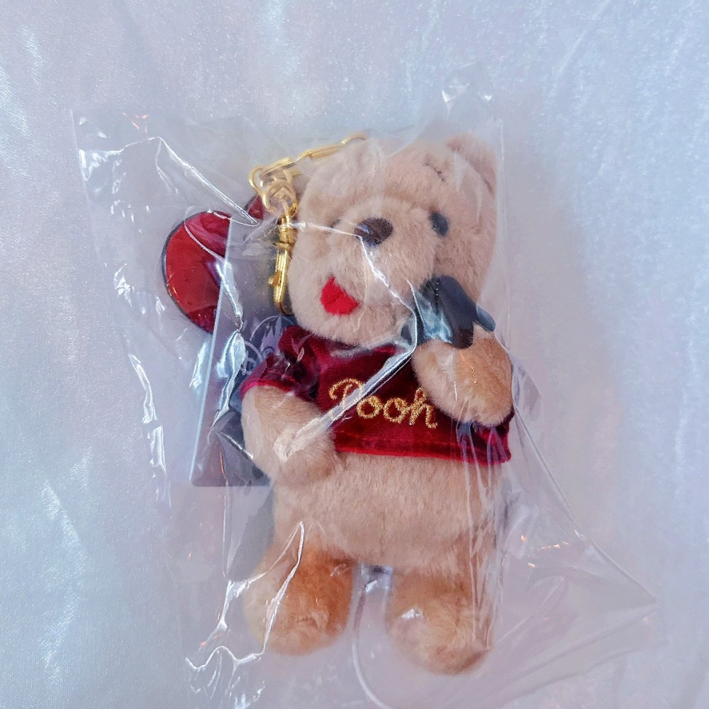 台現🍯日貨情人節限定 小熊維尼 吃巧克力 毛絨吊飾 娃娃 迪士尼商店-細節圖2