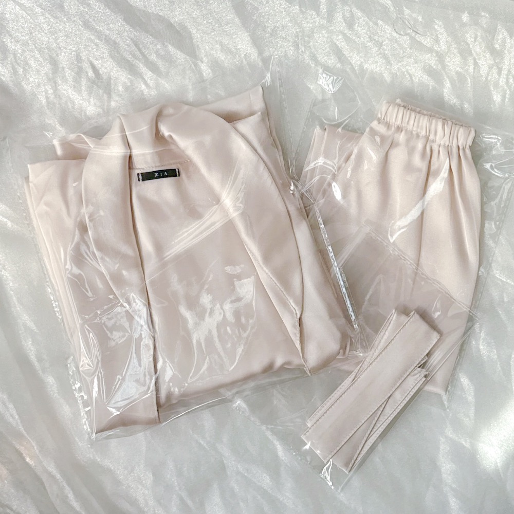 台現🇹🇼韓國zagram 75 bjd緞面 香檳粉睡衣睡袍三件組 娃衣-細節圖2