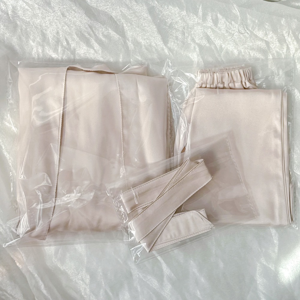 台現🇹🇼韓國zagram 75 bjd緞面 香檳粉睡衣睡袍三件組 娃衣-細節圖3