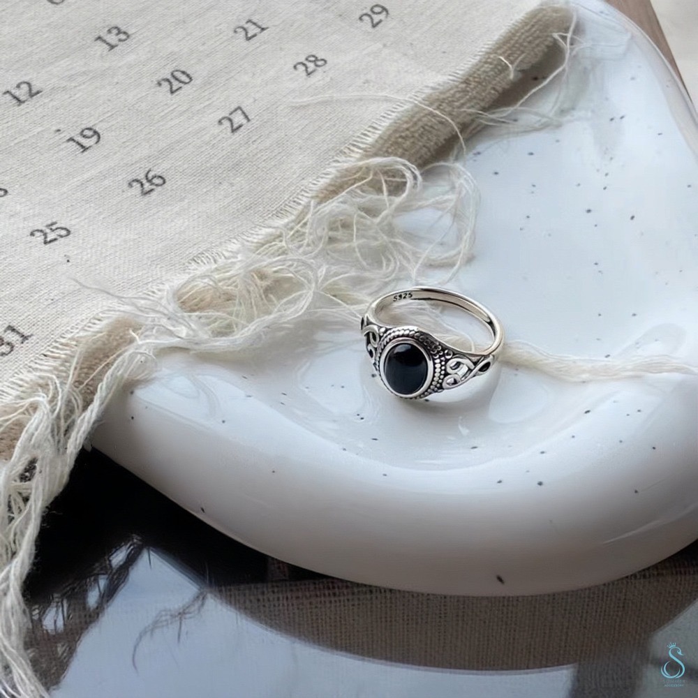 SUMMER韓 銀飾💫［925純銀］復古黑瑪戒 純銀戒指-細節圖2