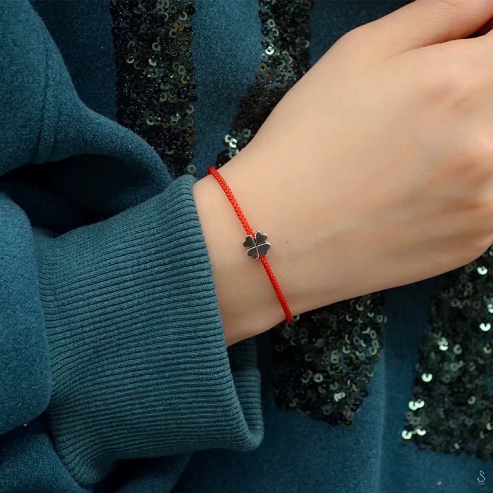 SUMMER 銀飾💫［925純銀］幸運草 手作紅繩手鏈 幸運手鏈 純銀手鏈-細節圖5