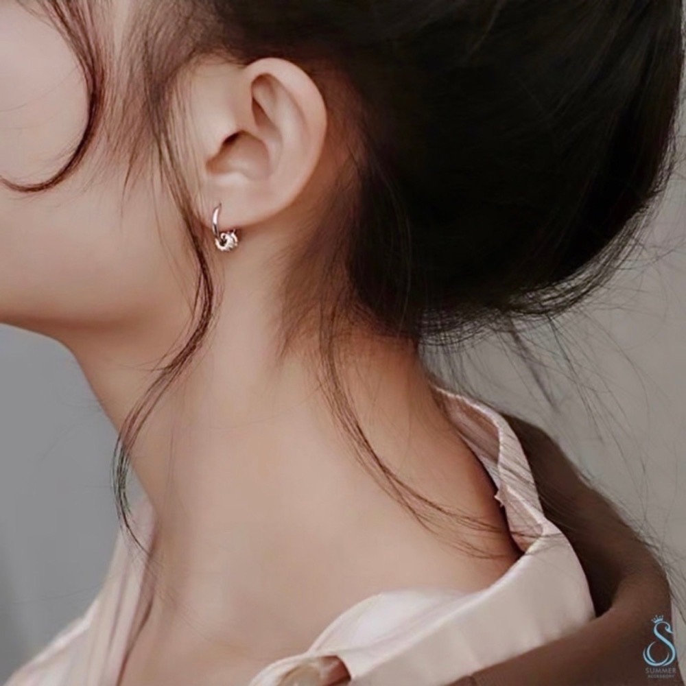 SUMMER 銀飾💫［925純銀］新款 多圈鑲鑽 耳扣耳環 易扣式耳環 純銀耳環 銀飾品-細節圖7