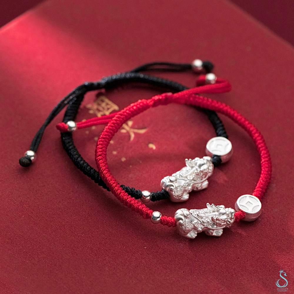 UMMER 銀飾💫［999足銀］招財進寶吉祥手繩 招財貔貅古錢 紅繩 黑繩 手作編織手繩 純銀手-細節圖2