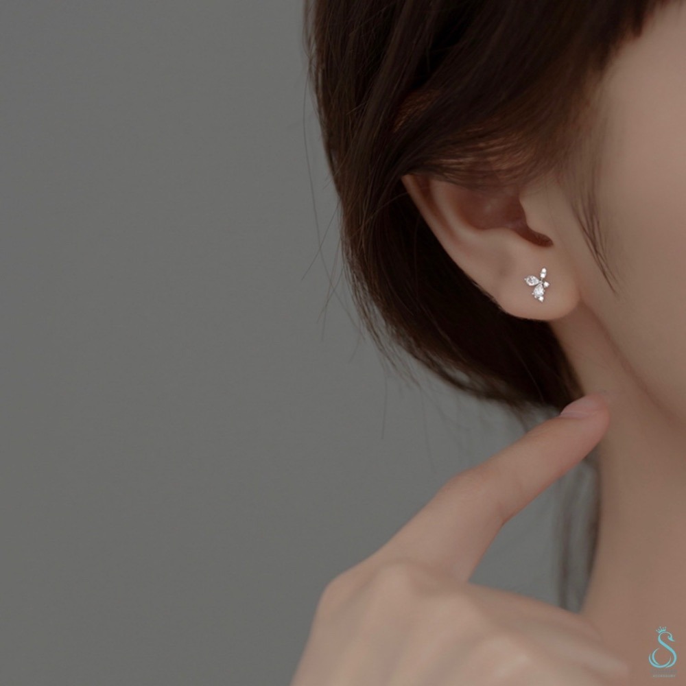SUMMER韓 銀飾💫［925純銀］蝶之戀 甜美迷你純銀耳環 純銀飾品-細節圖4