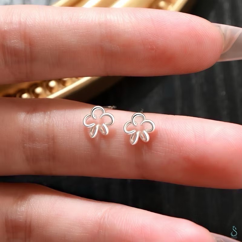 SUMMER 銀飾💫［999足銀］<綣綣花語>鎖珠式耳環 洗澡睡覺不用摘 立體造型 純銀耳環 迷你耳環 純銀飾品-細節圖4