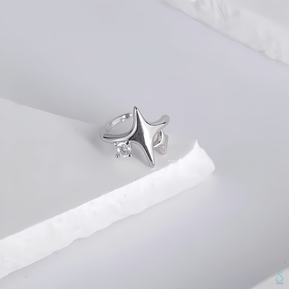 SUMMER 銀飾💫［925純銀］✨單鑽四芒星耳夾 耳骨夾 星芒耳環 男女可戴 純銀耳環 純銀飾品-細節圖6