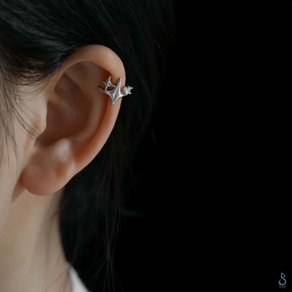 SUMMER 銀飾💫［925純銀］✨單鑽四芒星耳夾 耳骨夾 星芒耳環 男女可戴 純銀耳環 純銀飾品-細節圖8