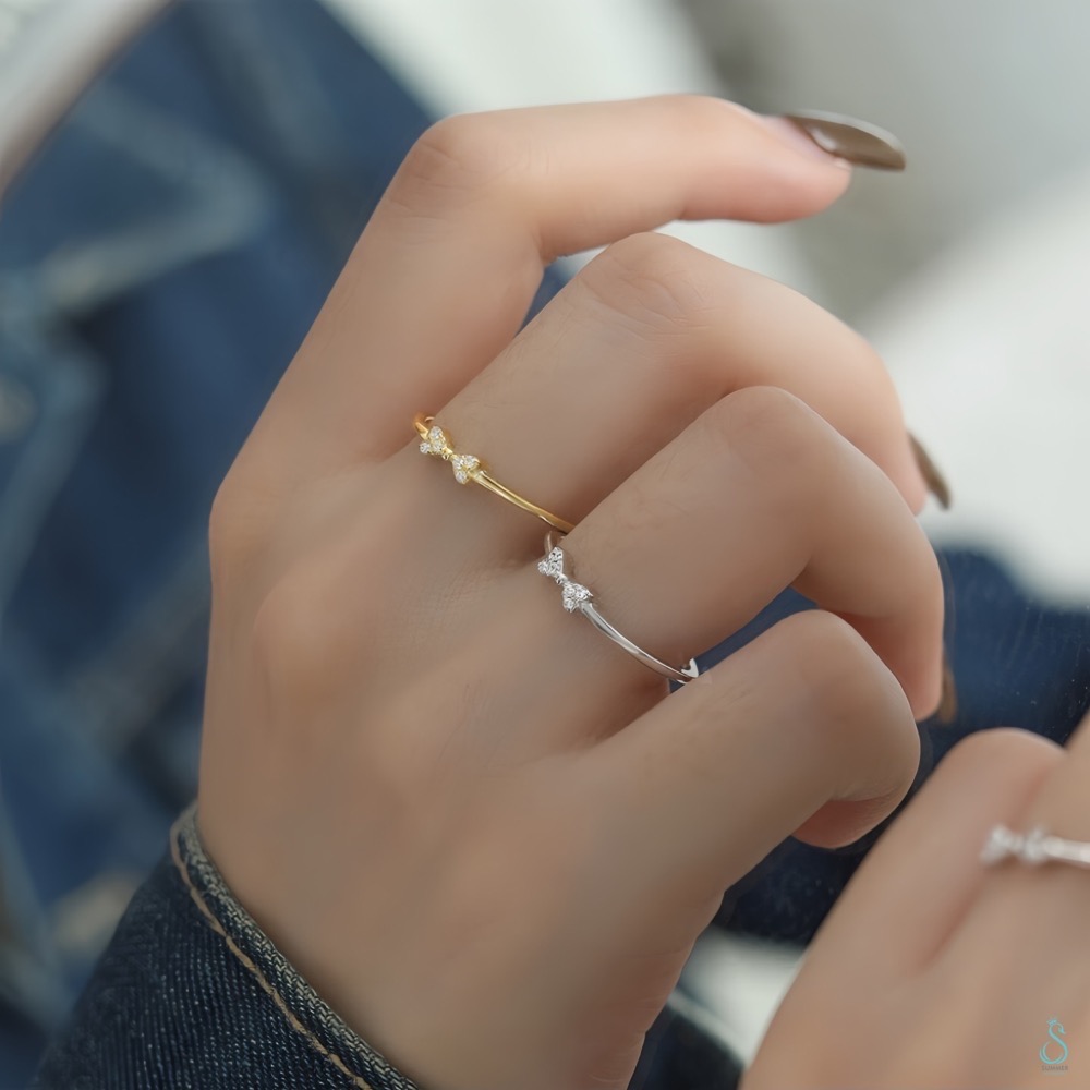 SUMMER 銀飾💫［925純銀］心心相印 迷你鑲鑽蝴蝶結戒 線戒  細戒指 純銀戒指 純銀飾品-細節圖2