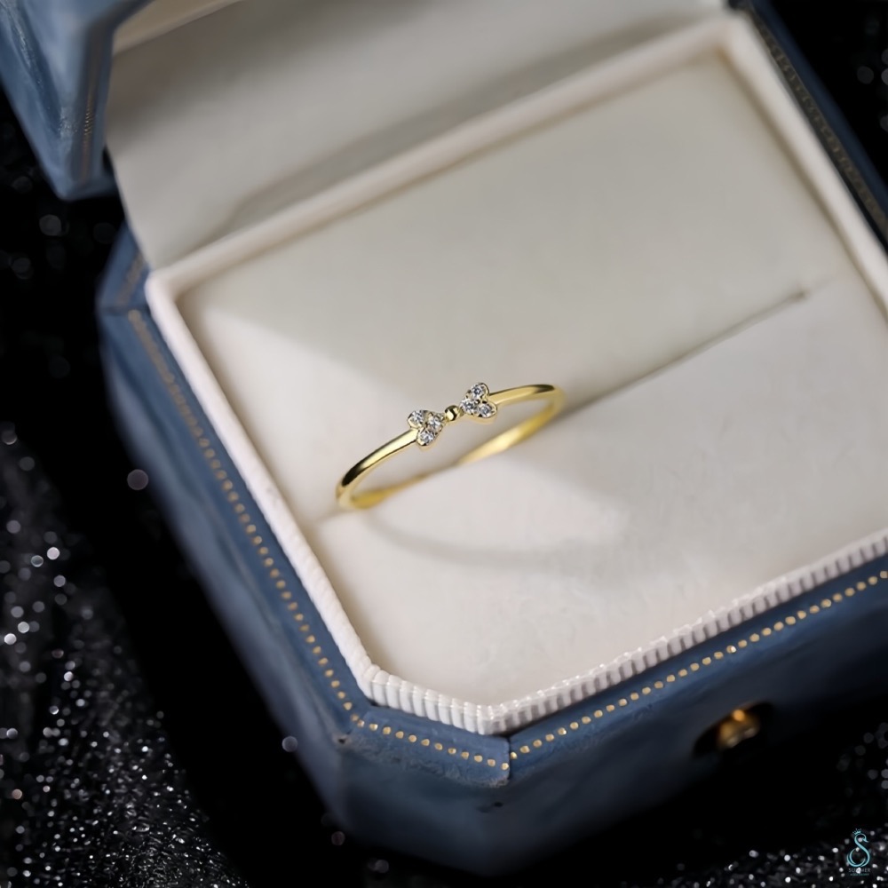 SUMMER 銀飾💫［925純銀］心心相印 迷你鑲鑽蝴蝶結戒 線戒  細戒指 純銀戒指 純銀飾品-細節圖8