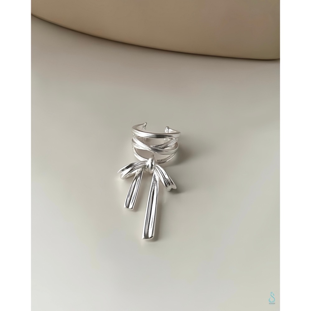 SUMMER韓 銀飾💫［925純銀］銀緞流光 蝴蝶結耳夾 耳骨夾 純銀耳環 純銀飾品-細節圖5