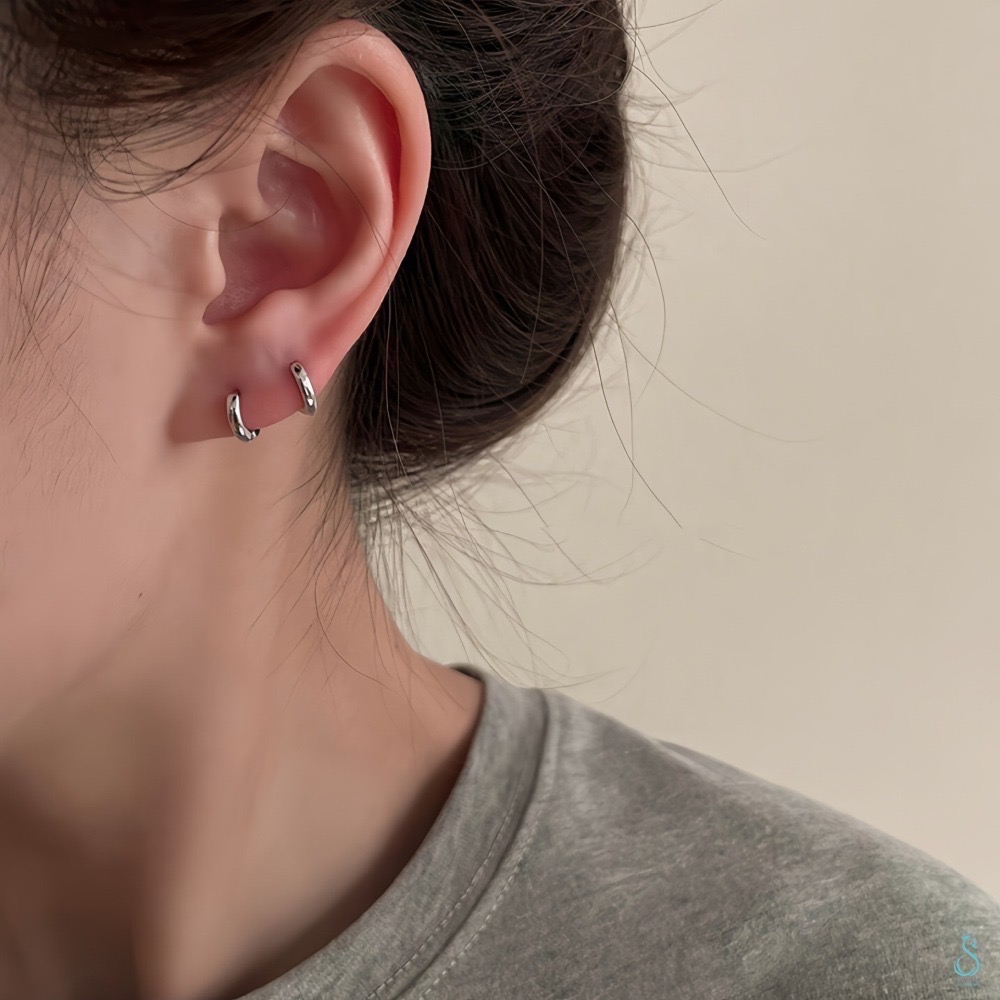 SUMMER 銀飾💫［925純銀］加寛素圈 易扣式耳環 男女多尺寸 面寬3mm 洗澡睡覺不用摘 純銀耳環-細節圖5