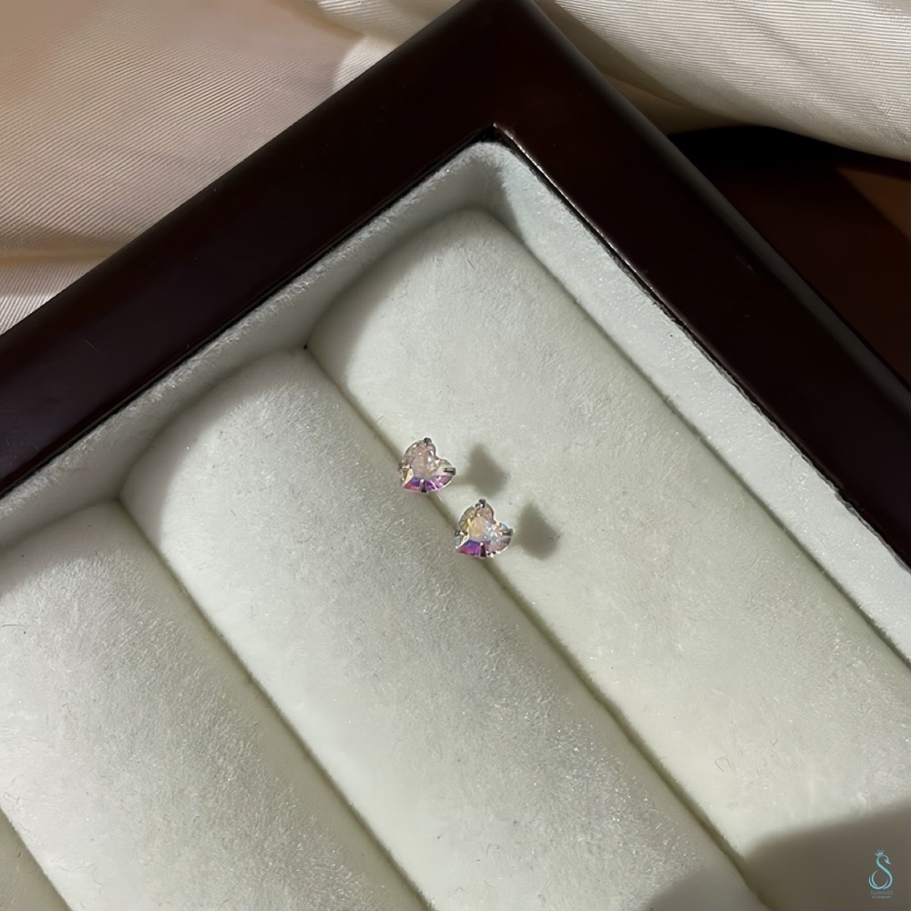 SUMMER 銀飾💫［999足銀］閃亮煥采水鑽耳環 養耳抗過敏 愛心鑽 圓鑽 洗澡睡覺不用摘 平面服貼設計 純銀耳環-規格圖8