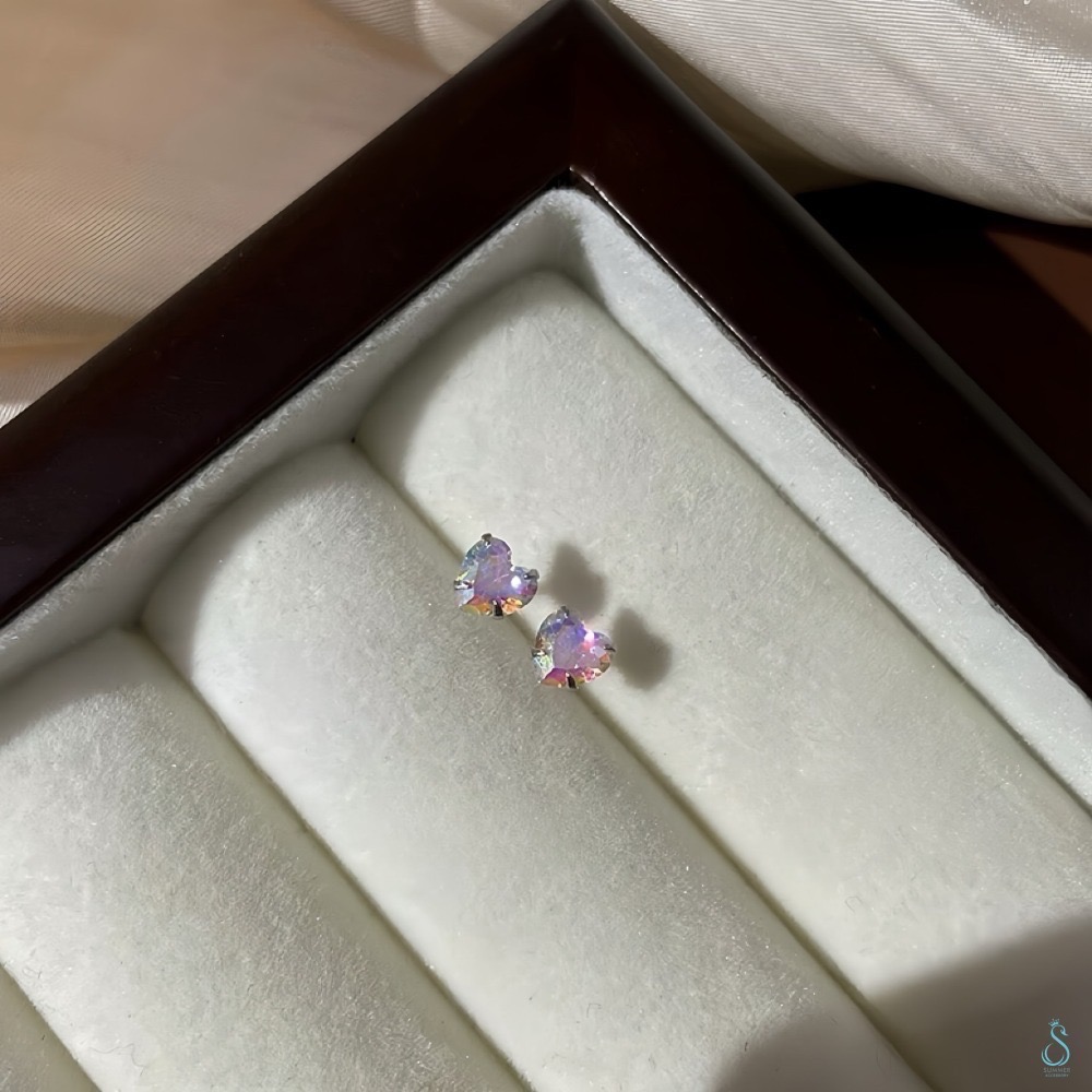 SUMMER 銀飾💫［999足銀］閃亮煥采水鑽耳環 養耳抗過敏 愛心鑽 圓鑽 洗澡睡覺不用摘 平面服貼設計 純銀耳環-規格圖8