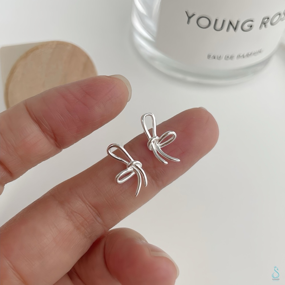 SUMMER 銀飾💫［925純銀］絲韻蝶語 蝴蝶結耳環 純銀耳環 純銀飾品-細節圖4