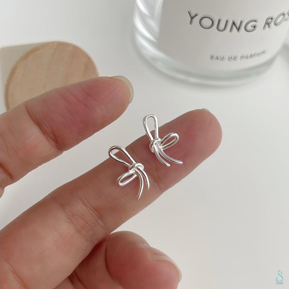 SUMMER 銀飾💫［925純銀］絲韻蝶語 蝴蝶結耳環 純銀耳環 純銀飾品-細節圖4