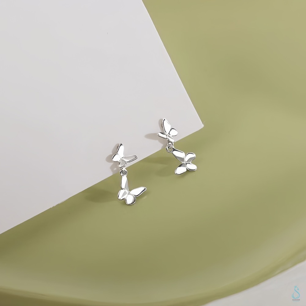 SUMMER 銀飾💫［999足銀］<蝶影耳畔> 鎖珠式耳環 雙蝴蝶造型耳環 轉珠耳環 甜美優雅 純銀耳環 純銀飾品-細節圖2
