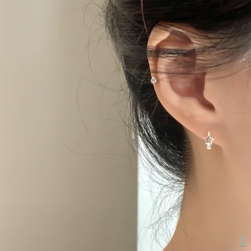 SUMMER 銀飾💫［999足銀］<小幸運星> 迷你貼耳耳環 純銀耳環 星星耳環 純銀飾品-細節圖9